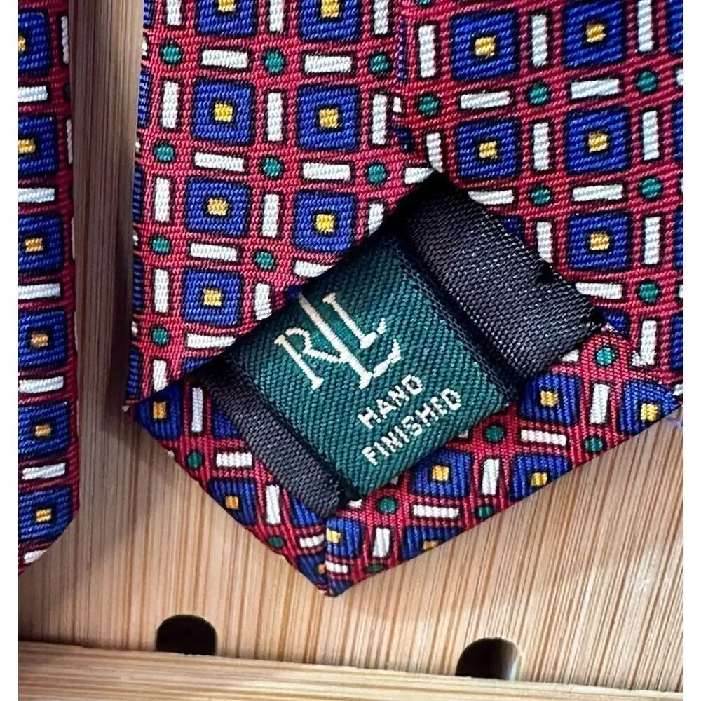 Lauren Ralph Lauren 100% silk tie